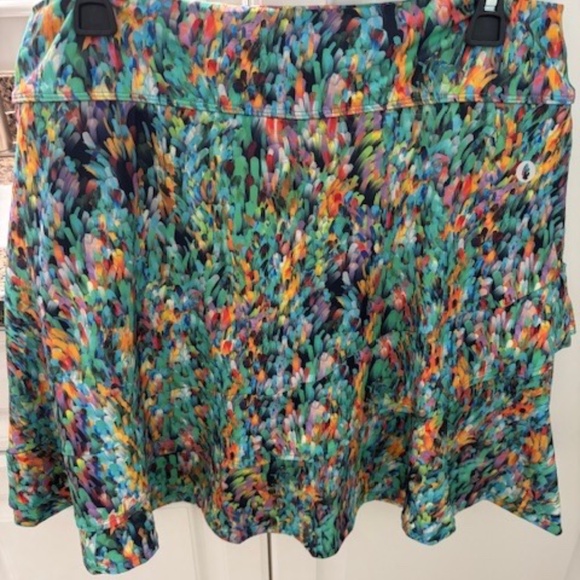 Dona Jo Skorts - Picture 2 of 3